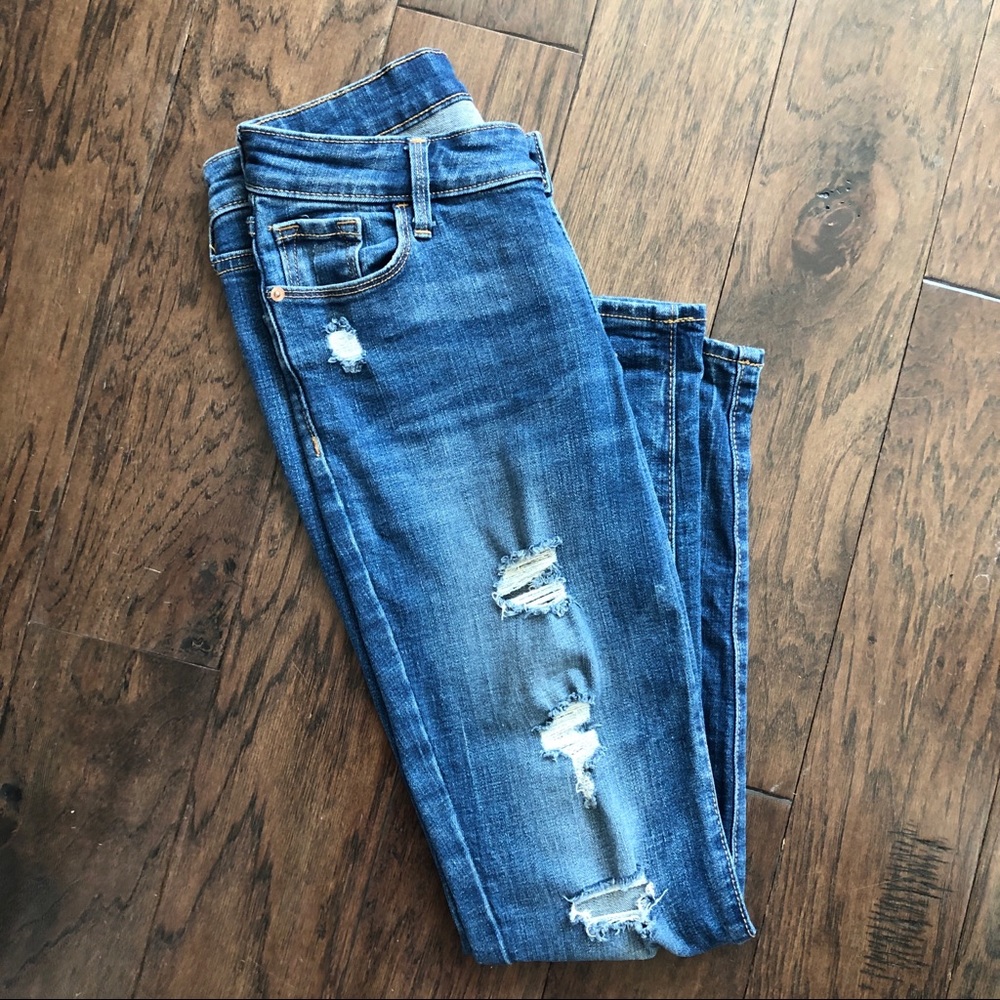 3/$30 💋 Old Navy rockstar distressed jeans